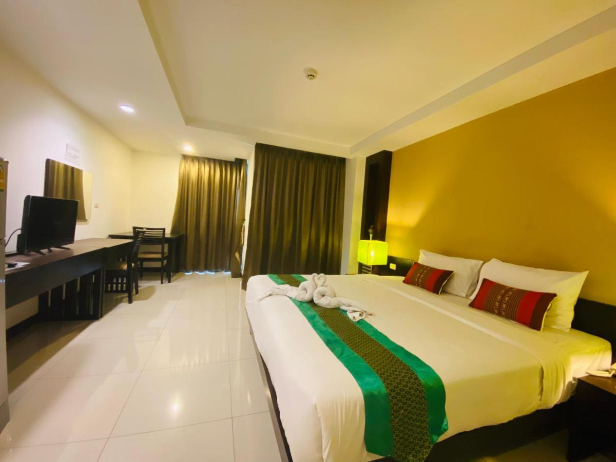 Tycoon Suite By Goad Avadhess Hospitality 1Km Walking Street Pattaya Beach Exterior photo