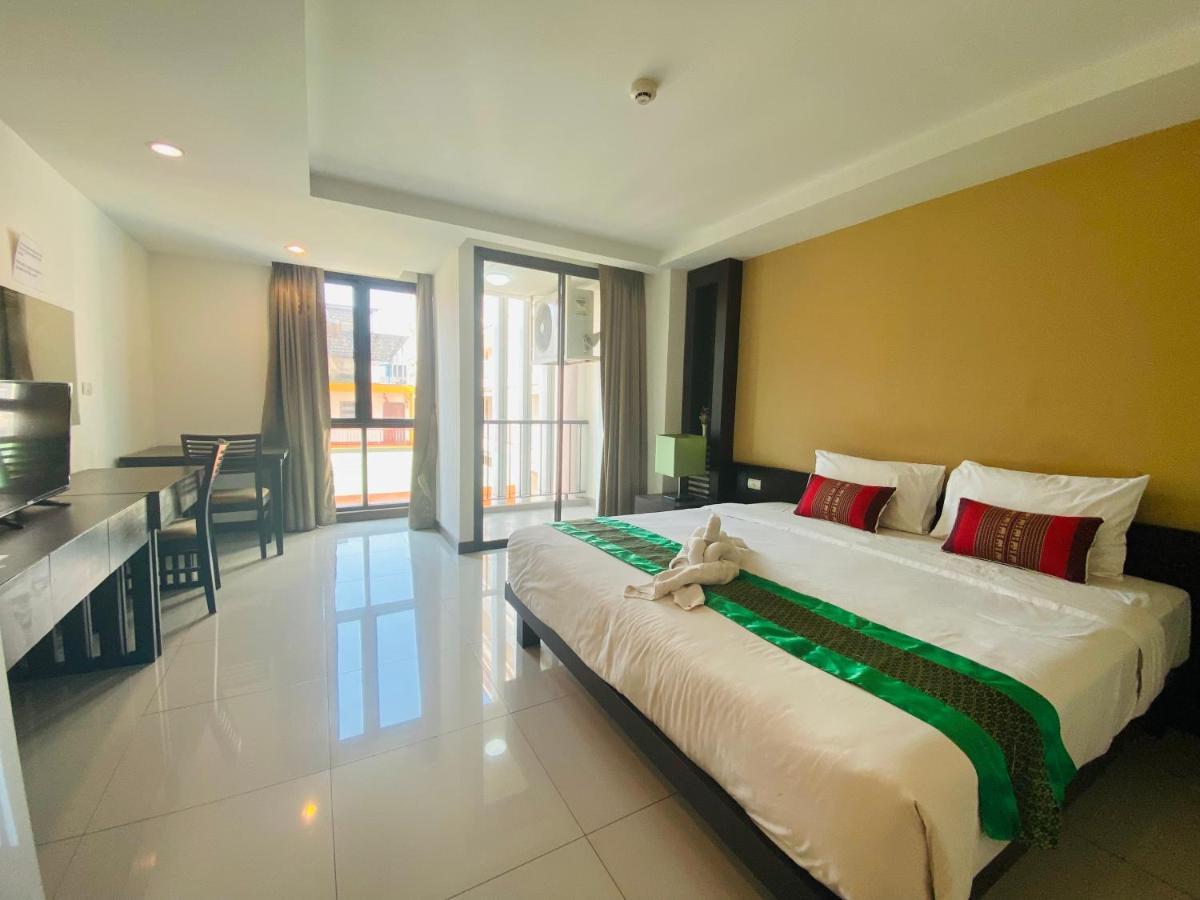 Tycoon Suite By Goad Avadhess Hospitality 1Km Walking Street Pattaya Beach Exterior photo