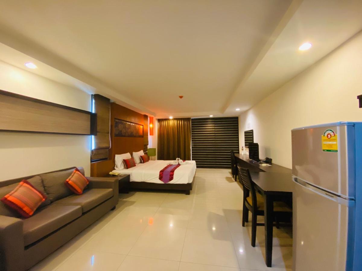 Tycoon Suite By Goad Avadhess Hospitality 1Km Walking Street Pattaya Beach Exterior photo