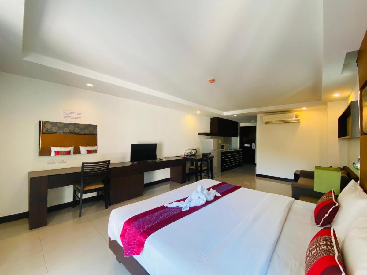 Tycoon Suite By Goad Avadhess Hospitality 1Km Walking Street Pattaya Beach Exterior photo