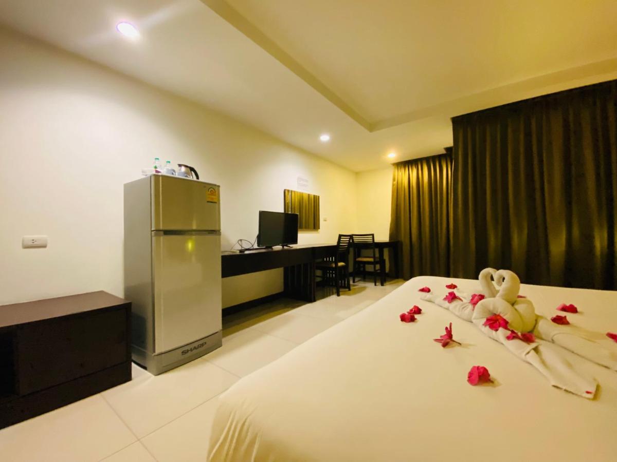 Tycoon Suite By Goad Avadhess Hospitality 1Km Walking Street Pattaya Beach Exterior photo