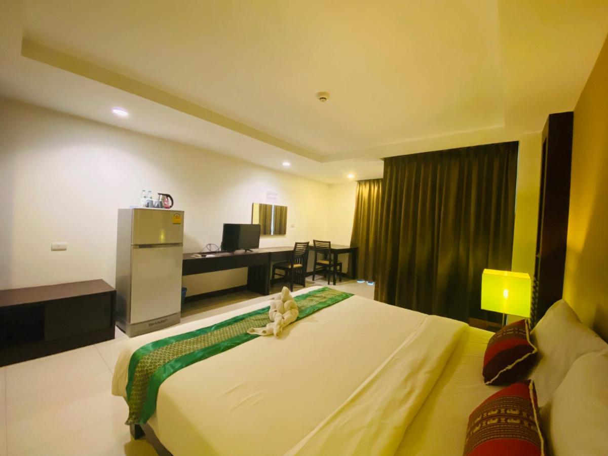 Tycoon Suite By Goad Avadhess Hospitality 1Km Walking Street Pattaya Beach Exterior photo