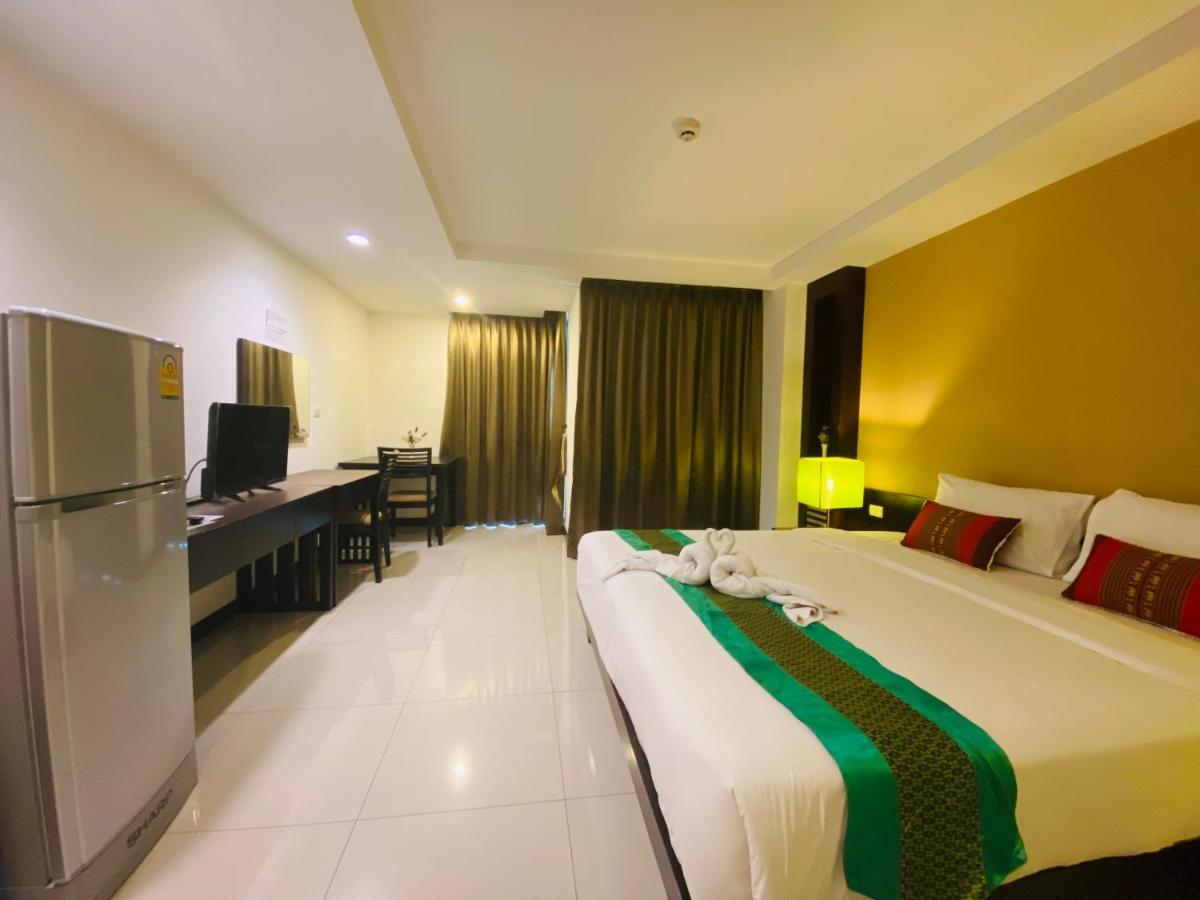 Tycoon Suite By Goad Avadhess Hospitality 1Km Walking Street Pattaya Beach Exterior photo