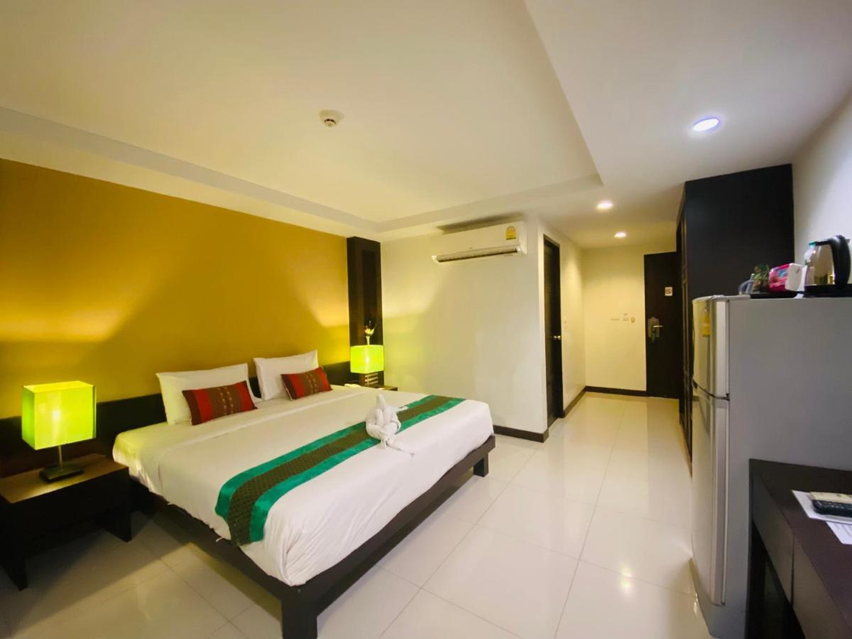 Tycoon Suite By Goad Avadhess Hospitality 1Km Walking Street Pattaya Beach Exterior photo