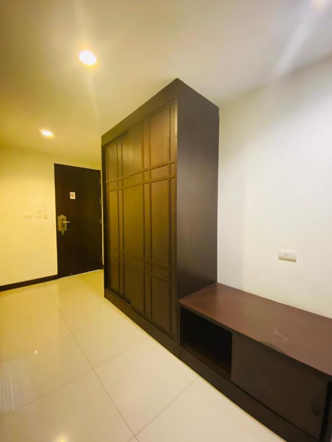 Tycoon Suite By Goad Avadhess Hospitality 1Km Walking Street Pattaya Beach Exterior photo