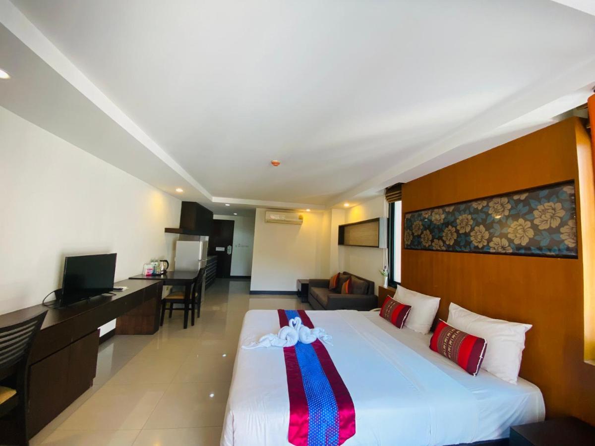 Tycoon Suite By Goad Avadhess Hospitality 1Km Walking Street Pattaya Beach Exterior photo