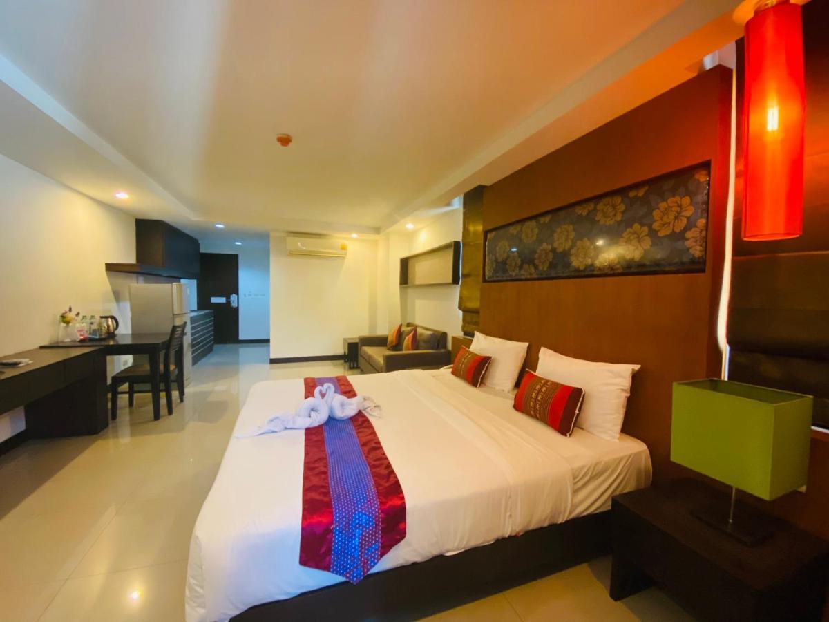 Tycoon Suite By Goad Avadhess Hospitality 1Km Walking Street Pattaya Beach Exterior photo