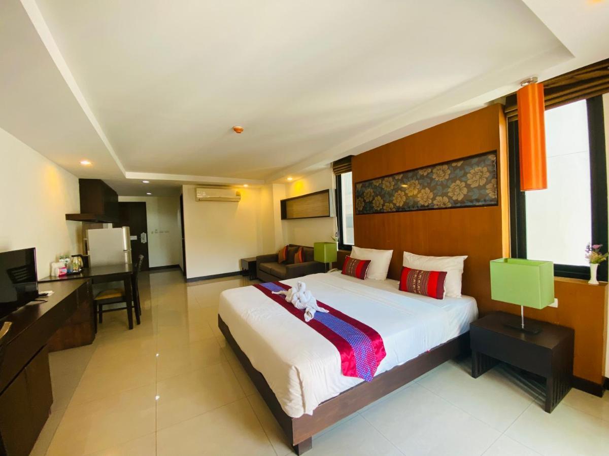 Tycoon Suite By Goad Avadhess Hospitality 1Km Walking Street Pattaya Beach Exterior photo